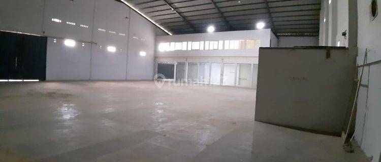 Gudang Siap Pakai Di Tengah Kota Bandung 1