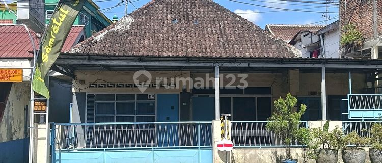 Dijual Rumah Hitung Tanah di Jalan Raya Galunggung 1