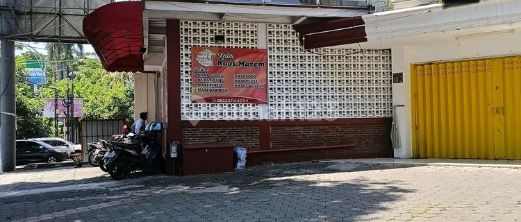 Strategic Commercial Building for Sale in Dieng, Malang City 1