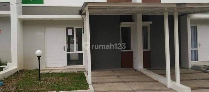 Rumah 2 Tingkat Bagus Dijual Murah  1