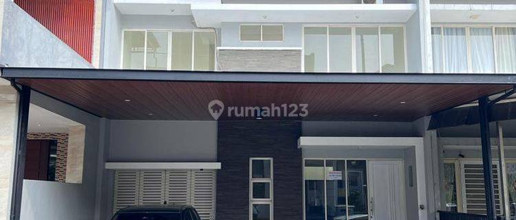 Rumah 2 Lantai Sudah Renovasi di Green Mansion, Jakarta Barat 1