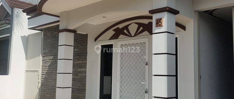 Rumah Minimalis Mairoad Singgasana Strategis dekat Mekar Wangi Bandung 1