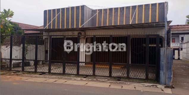 STRATEGIC SHOPHOUSE, 1-STORY BUILDING IN CIPAYUNG, EAST JAKARTA 1