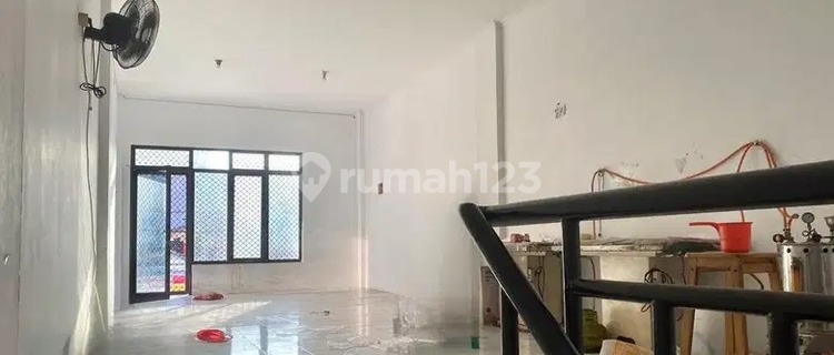 12 V Lk For Rent 3.5 Floor Shop House in Palmerah 1