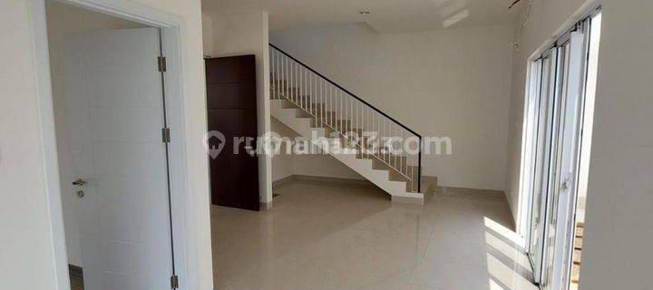 P DV Disewakan Rumah 8x12 Siap Huni The Riviera @ Metland Puri  1