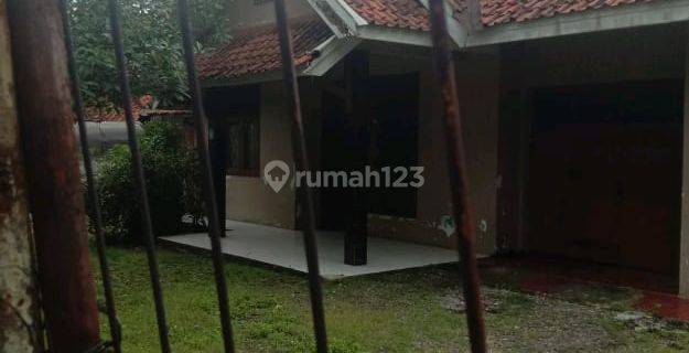 Dijual Cepat Rumah di Jl Ampel Raya Depok 1