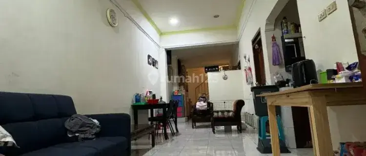 di Jual Cepat Rumah di Tamann Ratu Indahh 1