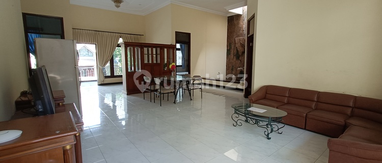 rumah tengah kota Semarang siap pakai dekat Akpol dekat sekolah internasional disewakan di candi mulia villa candi asri candisari semarang selatan 1