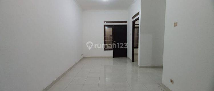Rumah tengah kota Semarang siap pakai dekat kampus Undip disewakan di Tamansari Hills Sambiroto Tembalang Semarang selatan 1