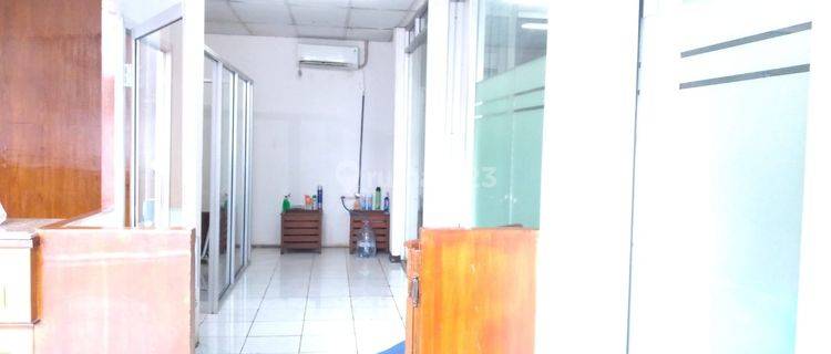 Ruko tengah kota Semarang strategis dekat simpang lima dijual di Dr Cipto Semarang Tengah 1