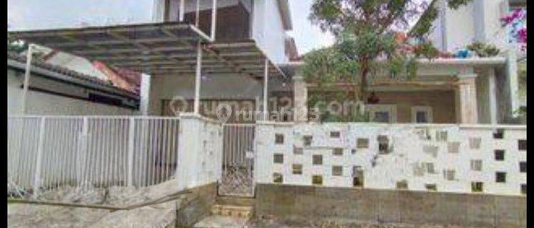 Rumah kos minimalis tengah kota Semarang dekat Undip siap pakai dijual di pleburan raya Semarang tengah 1