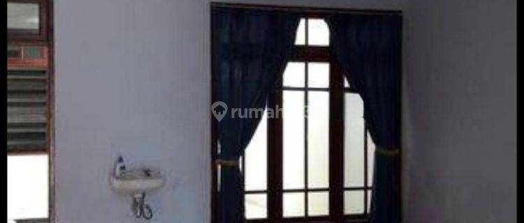 Rumah tengah kota siap huni di Badak Semarang Timur 1