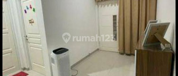 Rumah tengah kota siap pakai disewakan di graha padma semarang barat 1