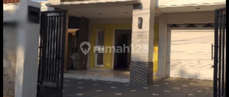 Rumah Tengah Kota Semarang Siap Pakai Kawasan Elit Dekat Sekolah Internasional Dekat Akpol Dekat Pintu Tol Disewakan Di Jl Ungaran Raya Candisari Semarang Selatan 1