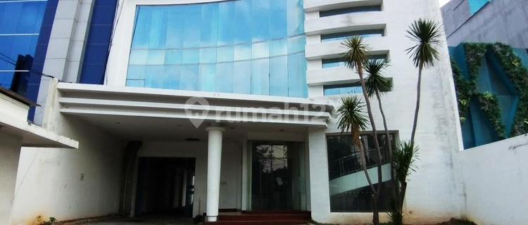 Ready-to-use commercial space in downtown Pandanaran, Central Semarang. 1