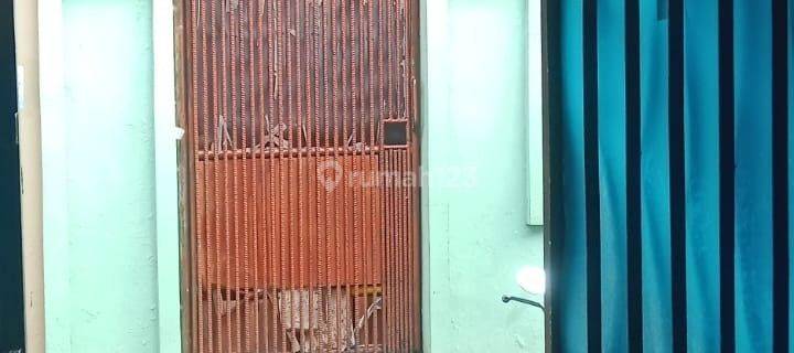 RUMAH STRATEGIS DALAM GANG DI JOHAR BARU 1