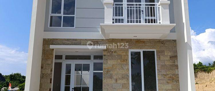 Rumah 2 Lantai Tengah Kota Manado Harga 900jutaan  1
