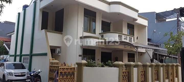 For Quick Sale 2-Story House in Kelapa Gading, North Jakarta 1