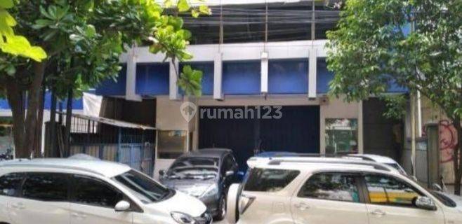 Ruko Strategis 3 Lantai Jalan Protokol Raya Jaksa Agung Suprapto Malang Kota Cocok Bank Cafe Resto Showroom Bengkel dekat Pusat Kota, Pusat Bisnis, Pusat Kuliner 1