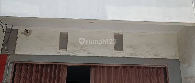 Ruko 2 1 2 Lantai di Harapan Indah Bekasi 1