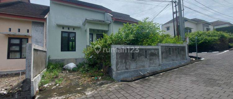 Rumah Murah Posisi Hoek Dalam Perumahan Ungasan Security 24 Jam 1