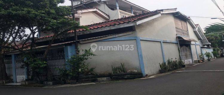 Dijual Rumah Hook Nego Sampe Deal Area Kramat Jati Rumah Semi Furnished 3 Lantai SHM - Sertifikat Hak Milik di Kramat jati , Kramat Jati Bagus 1