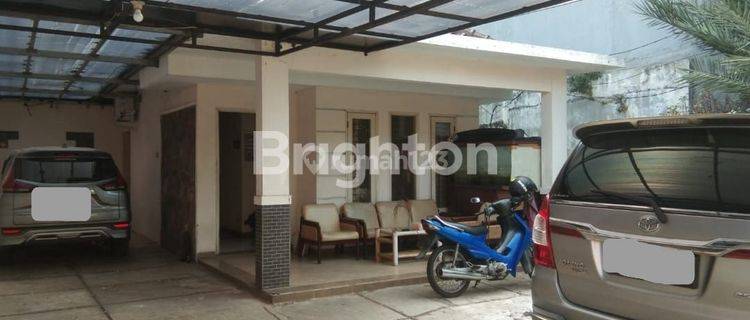 RUMAH KAN  PETOJO JAKARTA PUSAT 1