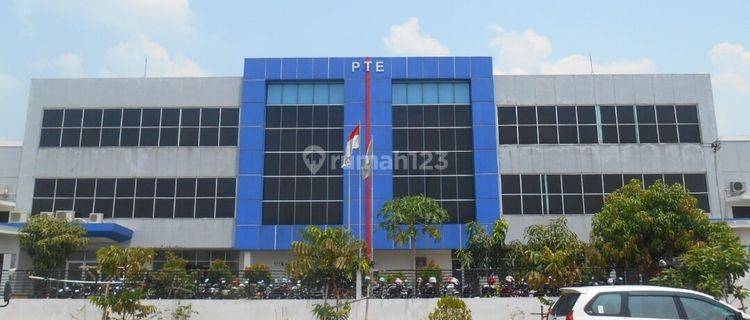 Gedung 2 lantai di Jababeka, Cikarang Bekasi -  Dijual cepat gudang dekat toll Cibatu   1