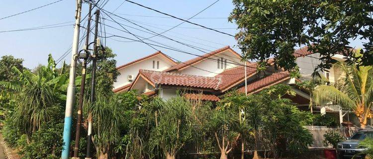 Rumah Mewah Hoek Siap Huni di Kayu Putih Jakarta Timur 1