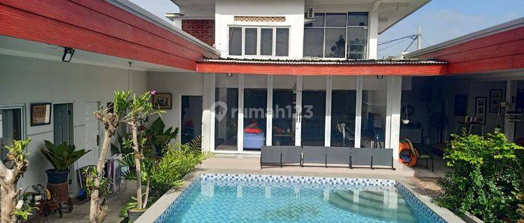 Dijual Cepat Rumah Berkonsep Villa Di Buaran Jati Tangerang 1