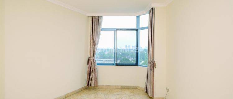 Unfurnished Apartemen Parama 1