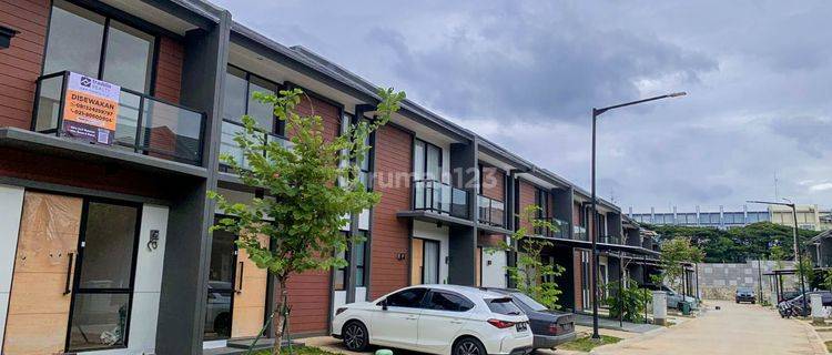 2br, 3br House At Townhouse Lippo Karawaci By Travelio 1