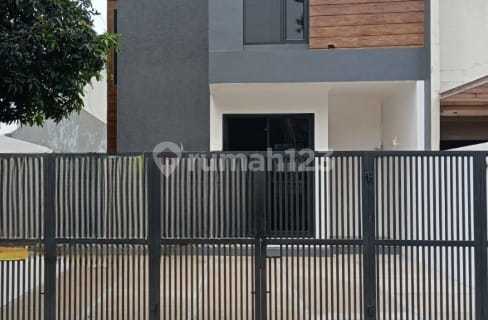 Most Comfortable Nice House in Cinere Complex Near Toll Road and South Jakarta 1