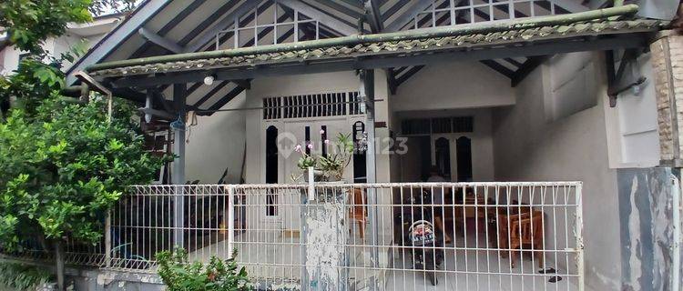 Rumah Strategis 2 Lantai Di Perum Taman Purwosari Indah  1