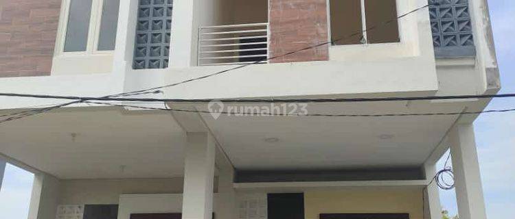 Rumah Baru 2 Lantai Perum Wisma Tirta Agung Asri Gunung Anyar Surabaya 1