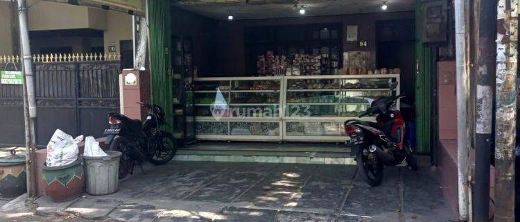 Jual Rumah Usaha Raya Kebonsari Jambangan Surabaya 1