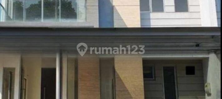 For Sale House PIK Golfisland Size 8x12.5 m² in North Jakarta 1