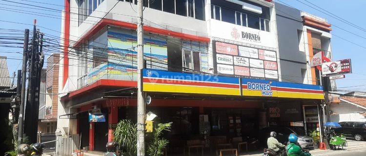 Dijual Paket 2 Ruko 3 Lantai Istimewa Strategis Pinggir Jalan Utama Seturan 1