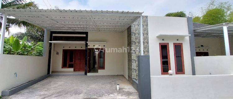 Rumah Baru Cantik Minimalis Dalam Mini Cluster Di Pundong Tirtoadi Mlati Sleman 1