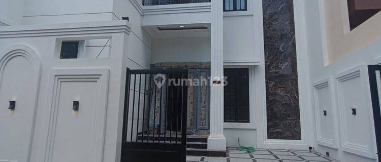 Dijual Rumah Modern Klasik Super Cantik Mewah Area Premium Jalan Plemburan Dekat Ugm 1