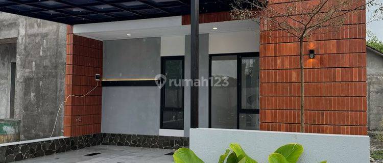 Rumah Cantik Lokasi Di Dalam Cluster Mlati Sleman 1