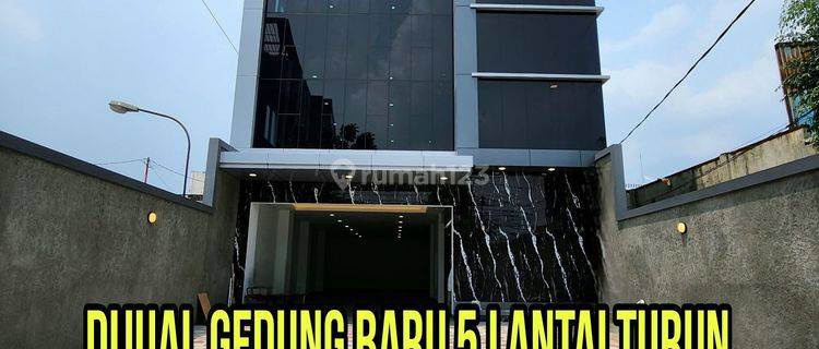 Jual Gedung Baru Dgn Lift Strategis Cawang Jakarta Timur 1