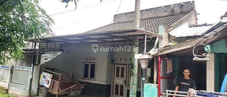 Jual Cepat Di Bawah Pasaran Di Komplek Griya Cipaku 1