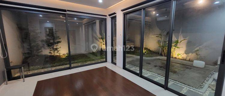 Rumah Semi Furnish Modern Mewah Siap Huni Victoria River Park Bsd 1