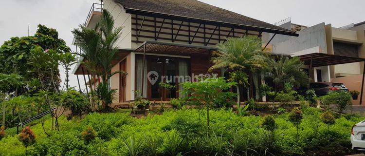 Rumah Hook Tropical Modern Samping Sport Club Green Cove Bsd 1