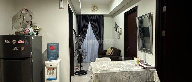 Apartemen Puri Mansion,Crystal, Lantai rendah, pool view, furnish 1