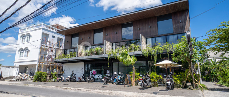 Yearly Rental - Prime Commercial Space for Rent in Pantai Lima - 200m from the Beach! 1
