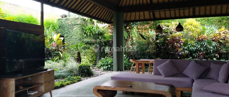 2 Bedroom Villa for Monthly  with Lush Green Views - 10 Minutes from Ubud Center 1