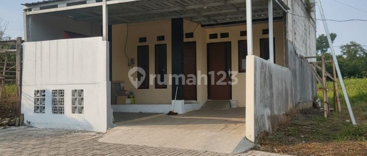 2-Story House in Joyoagung, Merjosari, Malang 1