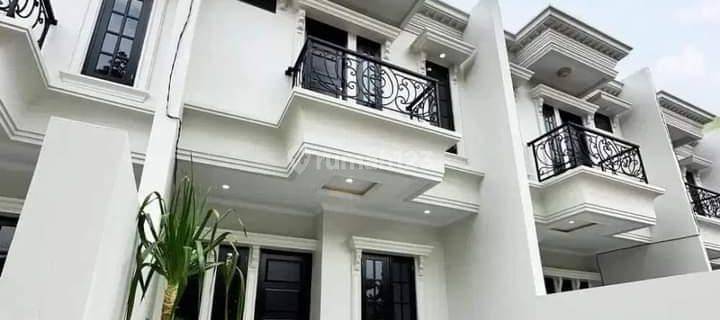 RUMAH CANTIK LAMPER TENGAH 2 LANTAI BARU HARGA MURAH SIAP KPR 1